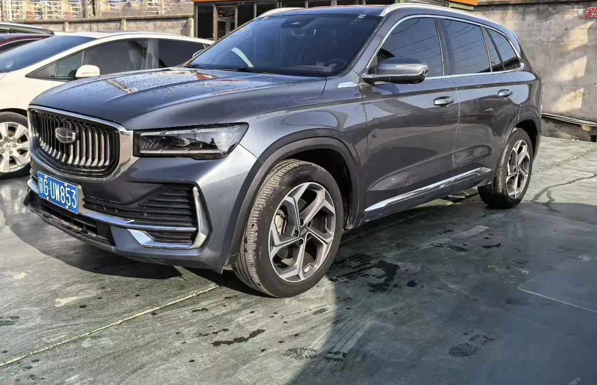 Geely Monjaro (Xingyue L)  из Китая