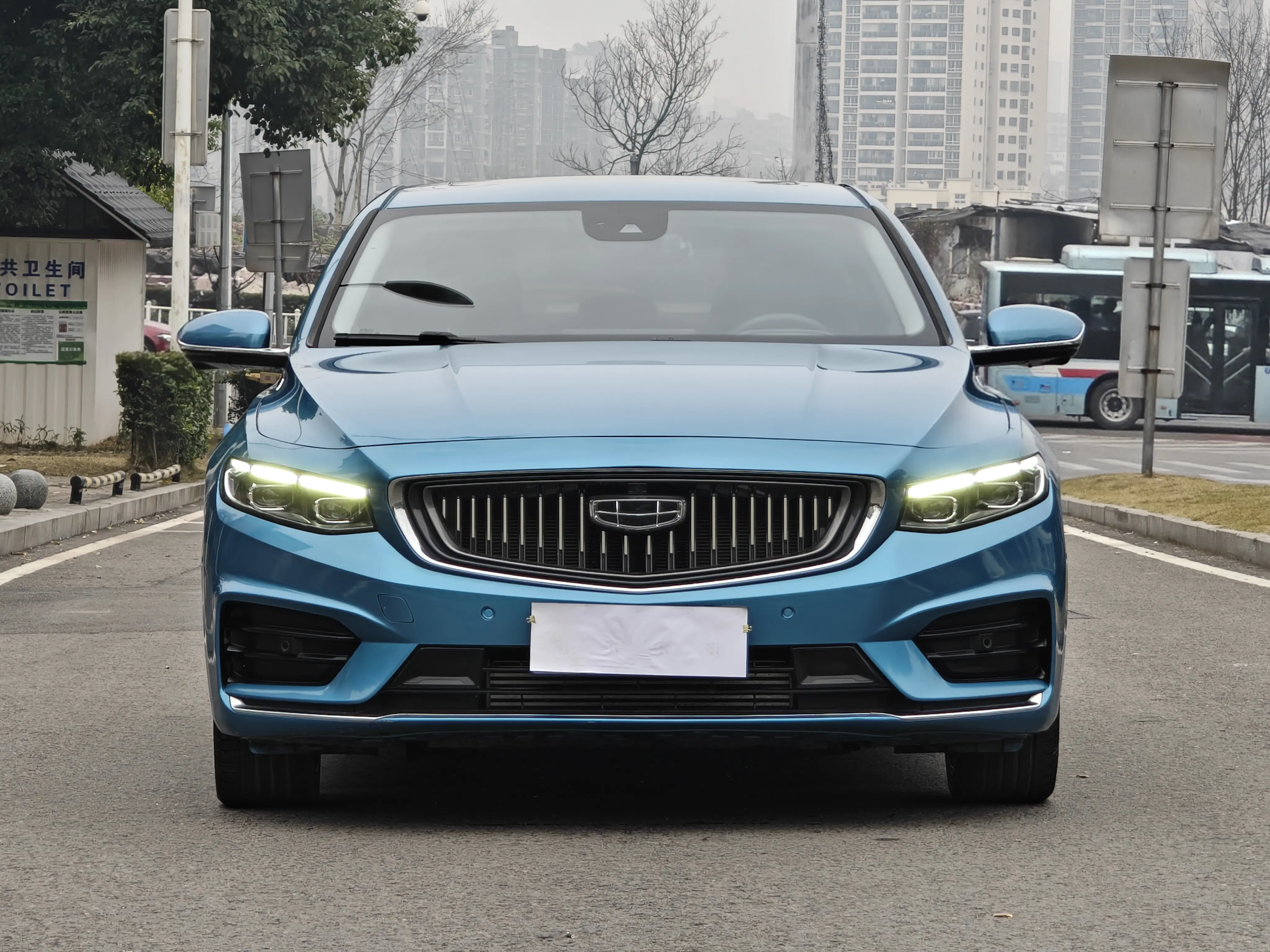 Geely Xing Rui  из Китая