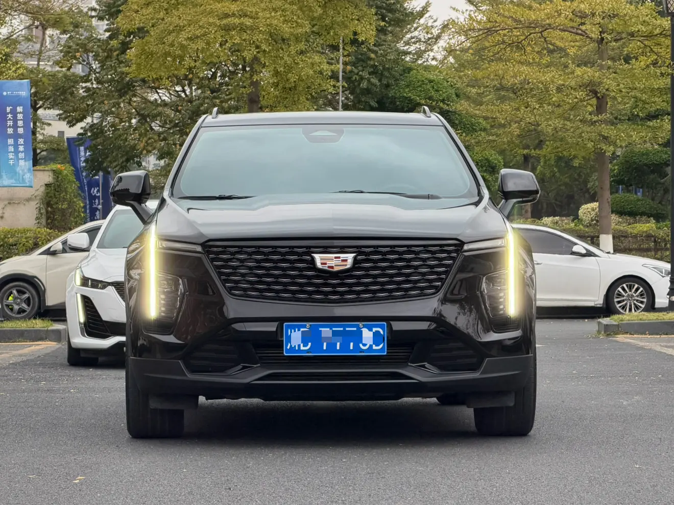 Cadillac XT4  из Китая