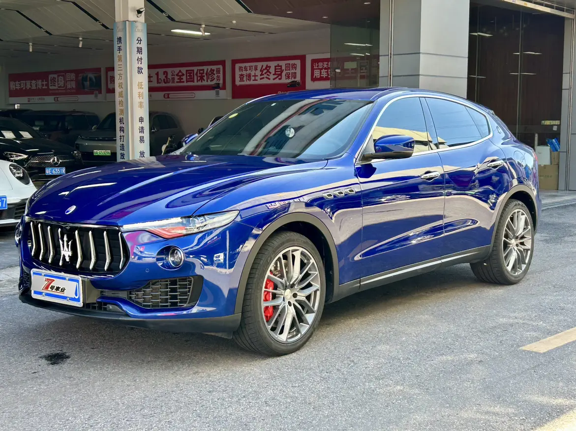 Maserati Levante  из Китая