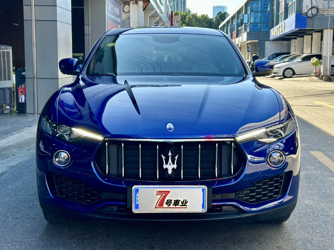 Maserati Levante  из Китая