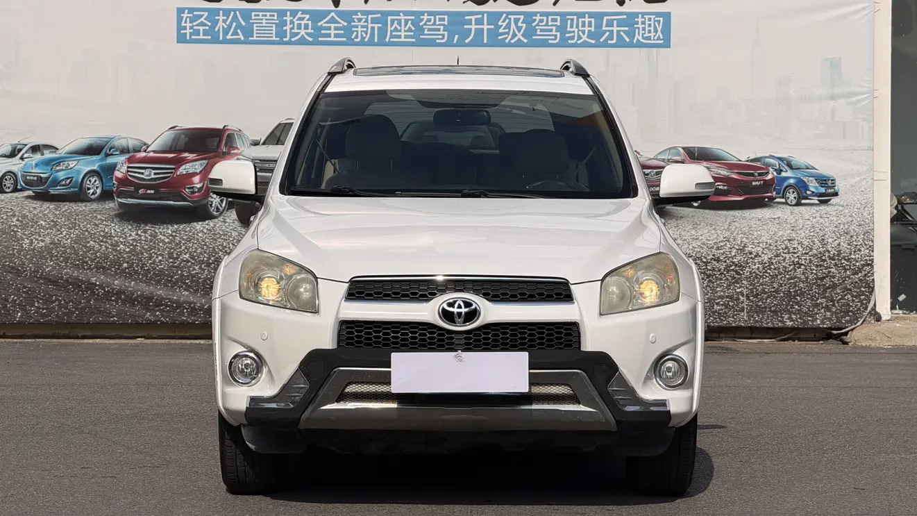 Toyota RAV4  из Китая