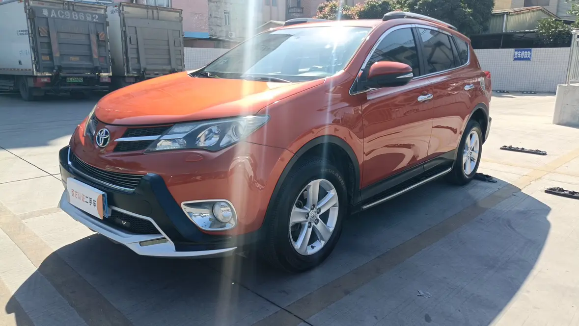 Toyota RAV4  из Китая