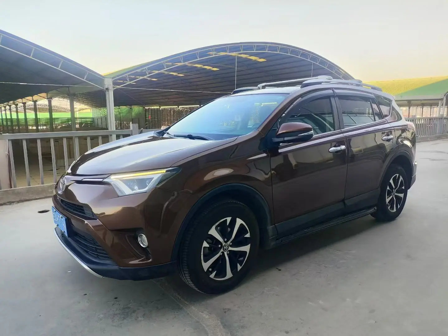 Toyota RAV4  из Китая