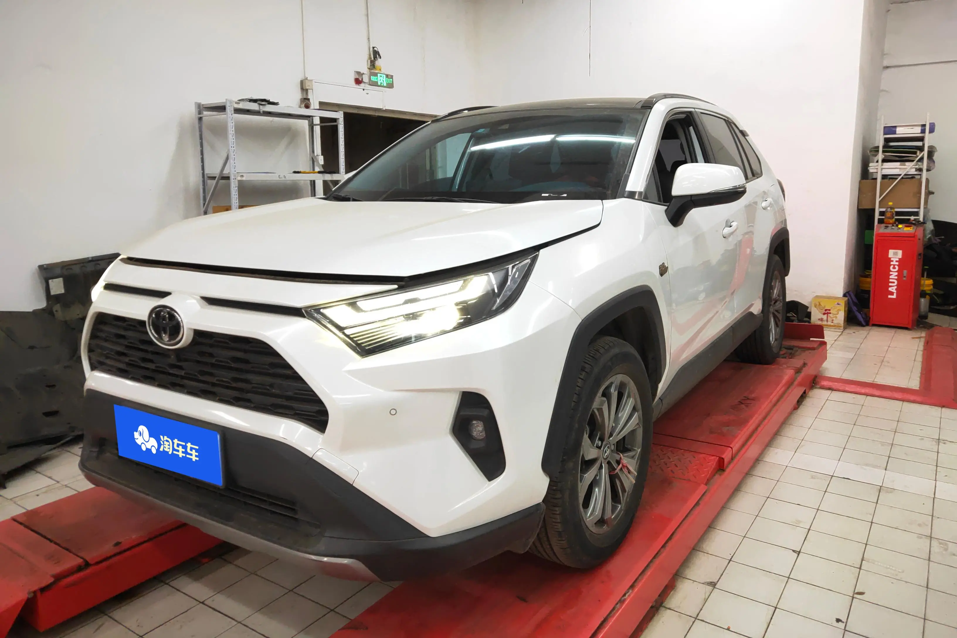 Toyota RAV4  из Китая