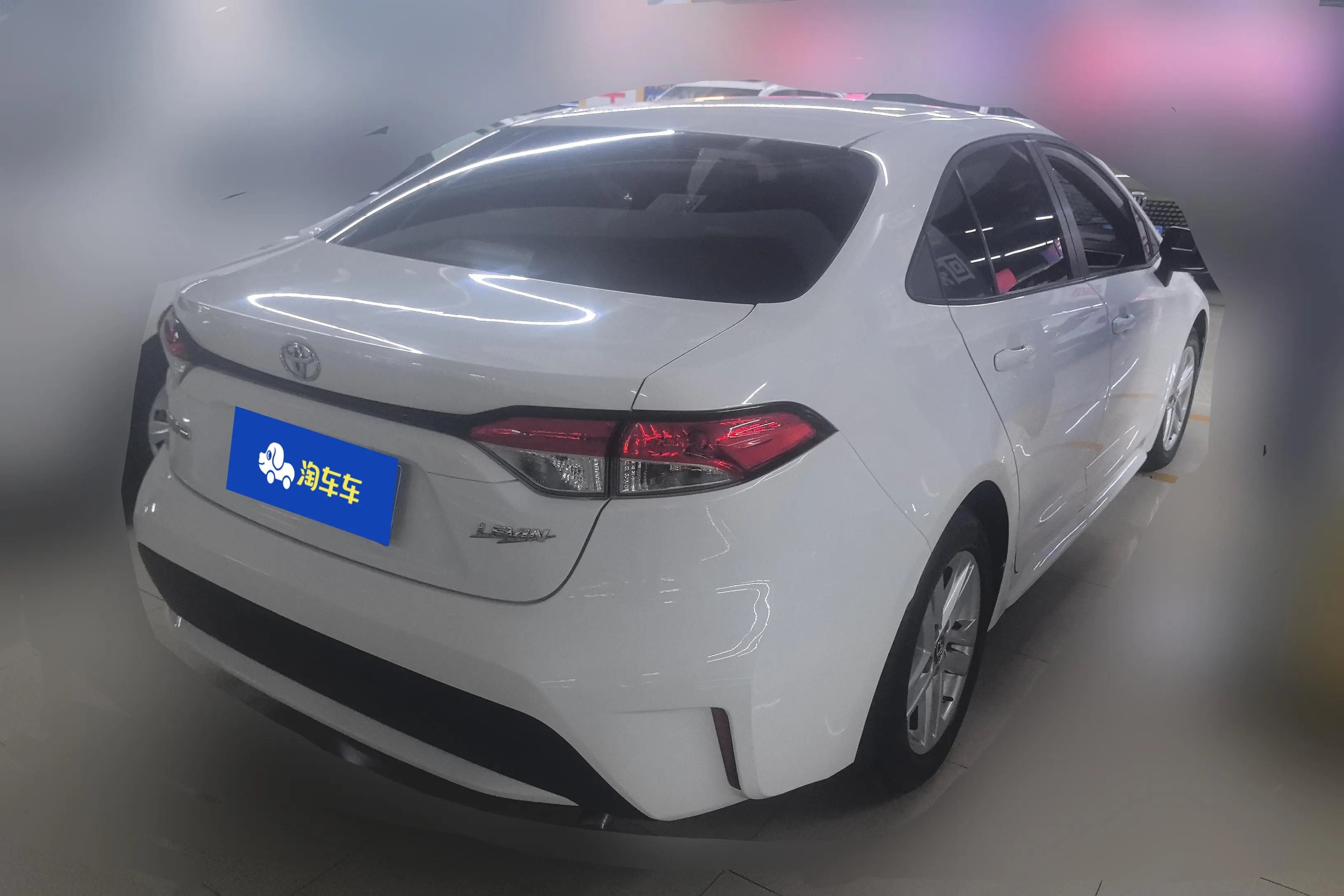Toyota Levin (Lei Ling)  из Китая