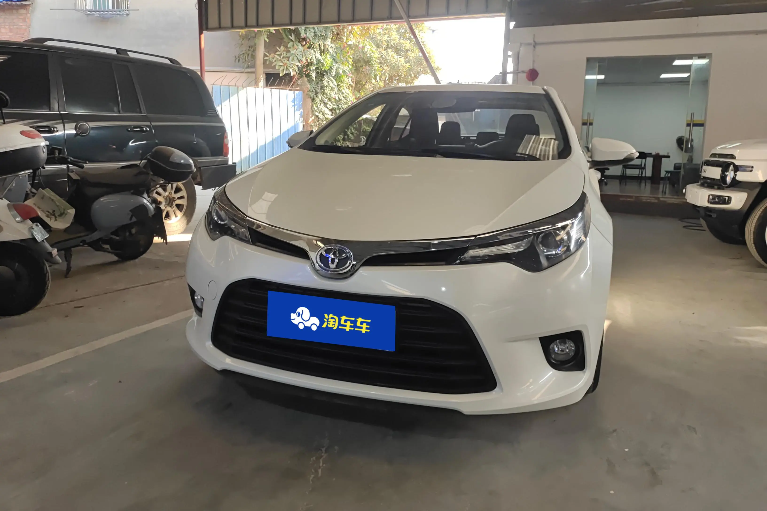 Toyota Levin (Lei Ling)  из Китая