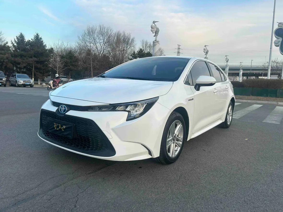 Toyota Levin (Lei Ling)  из Китая