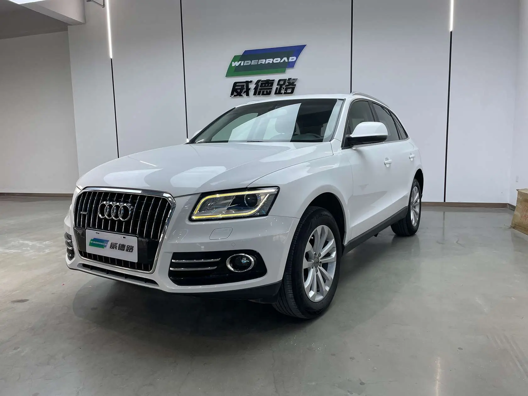 Audi Q5  из Китая