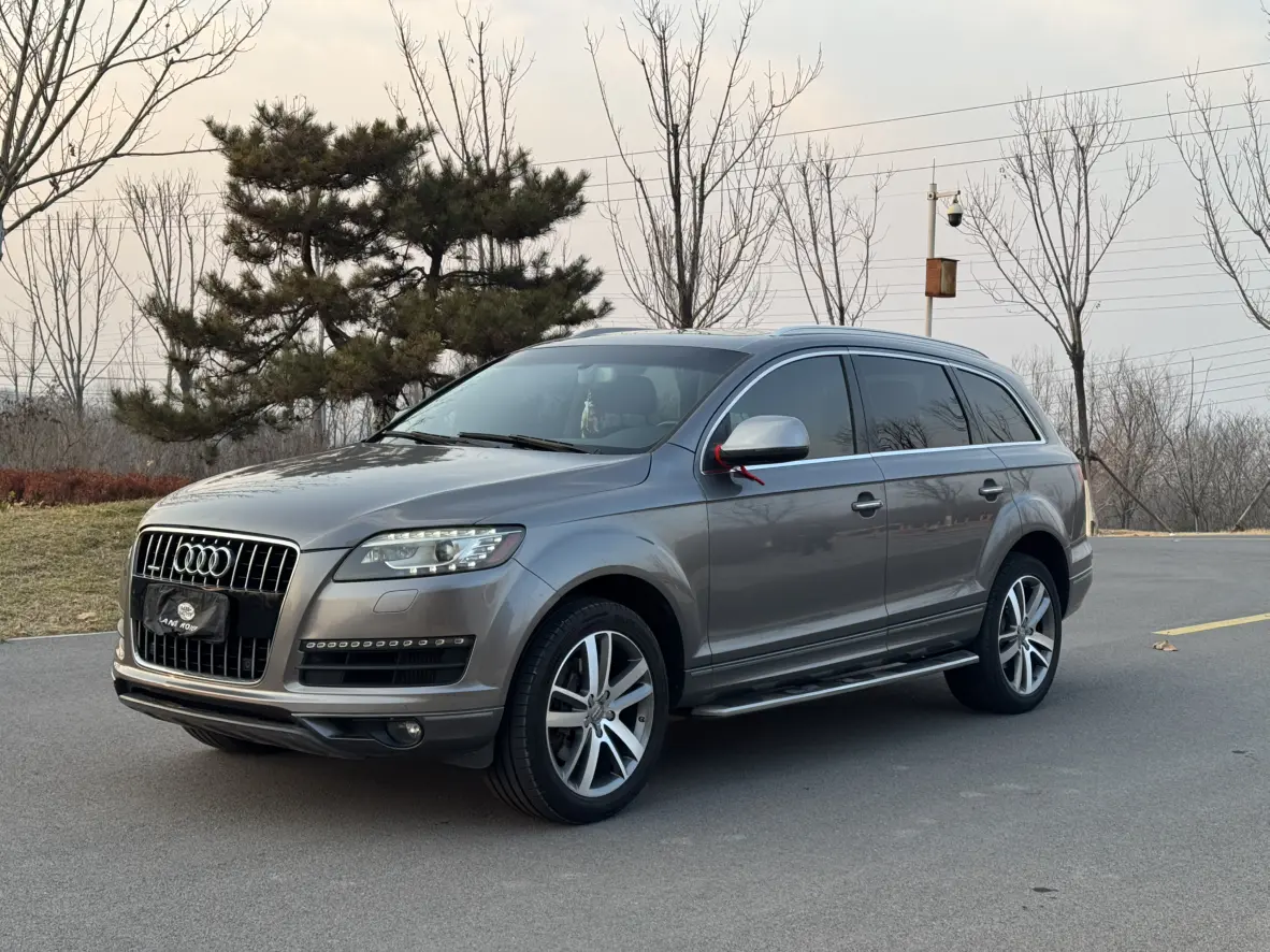 Audi Q7  из Китая