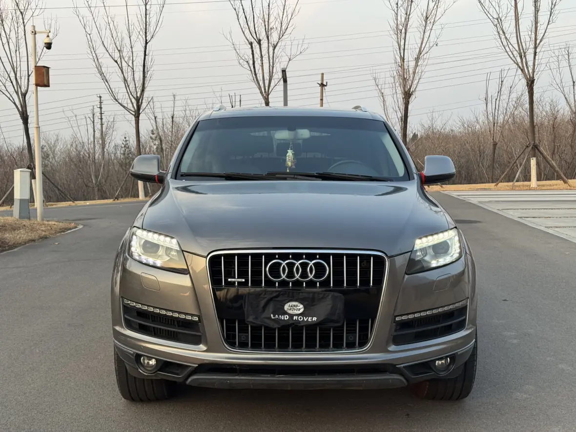 Audi Q7  из Китая