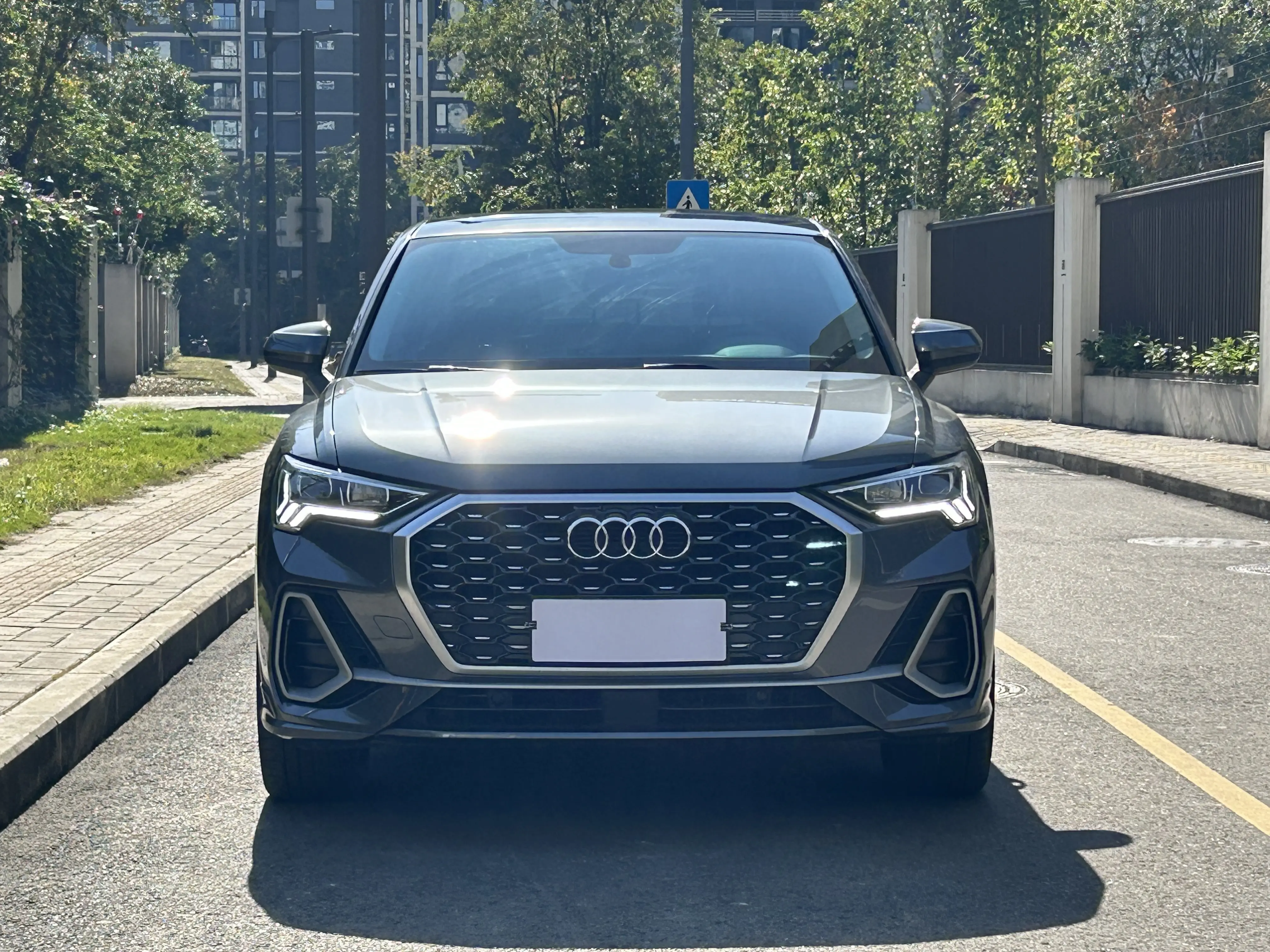 Audi Q3 Sportback  из Китая