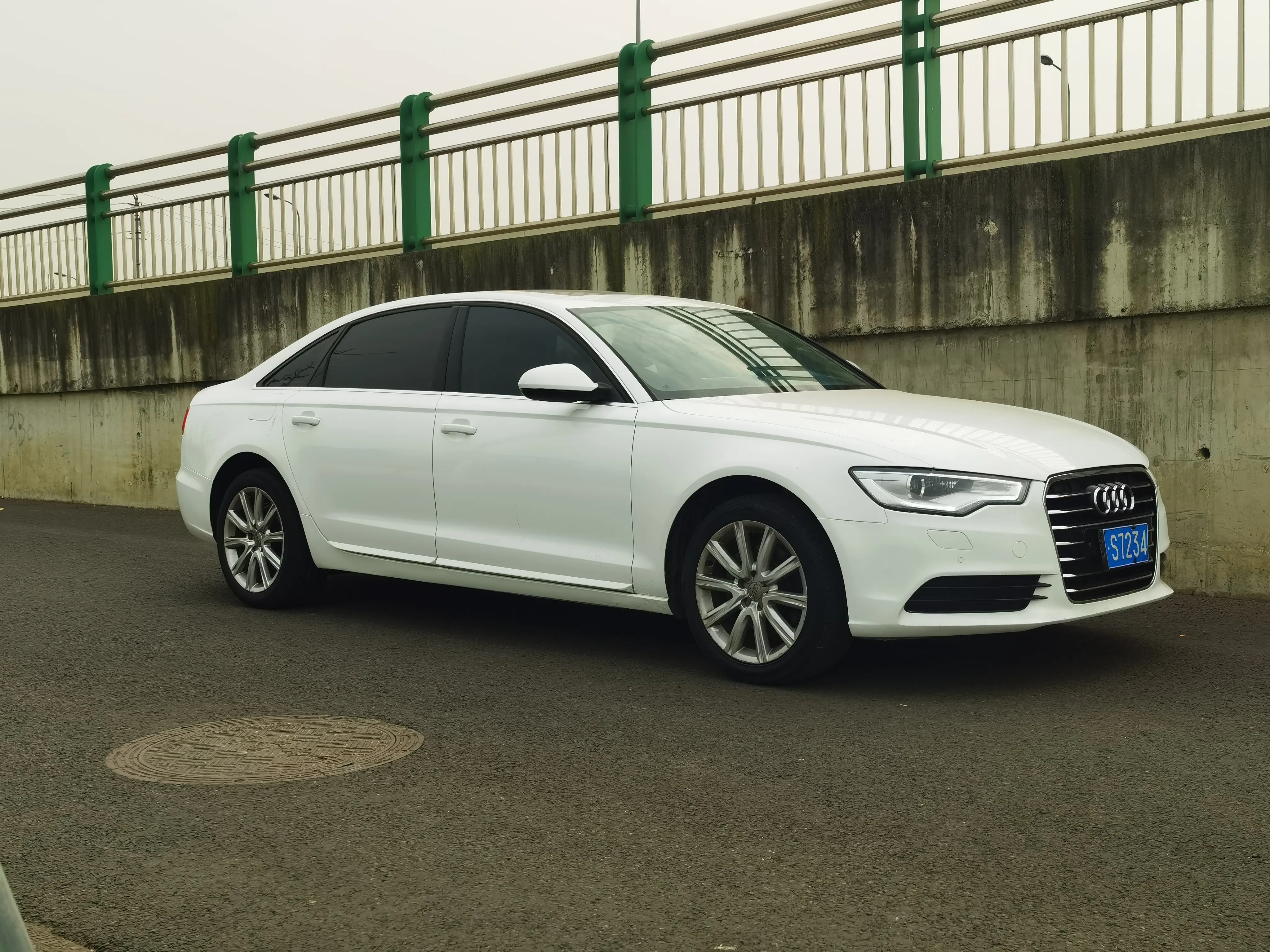 Audi A6L  из Китая