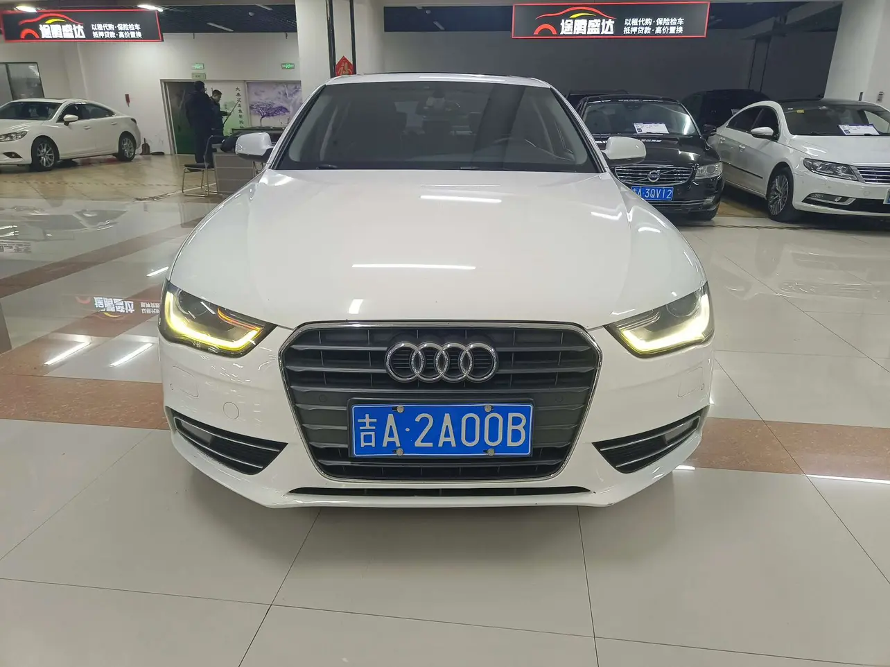Audi A4L  из Китая