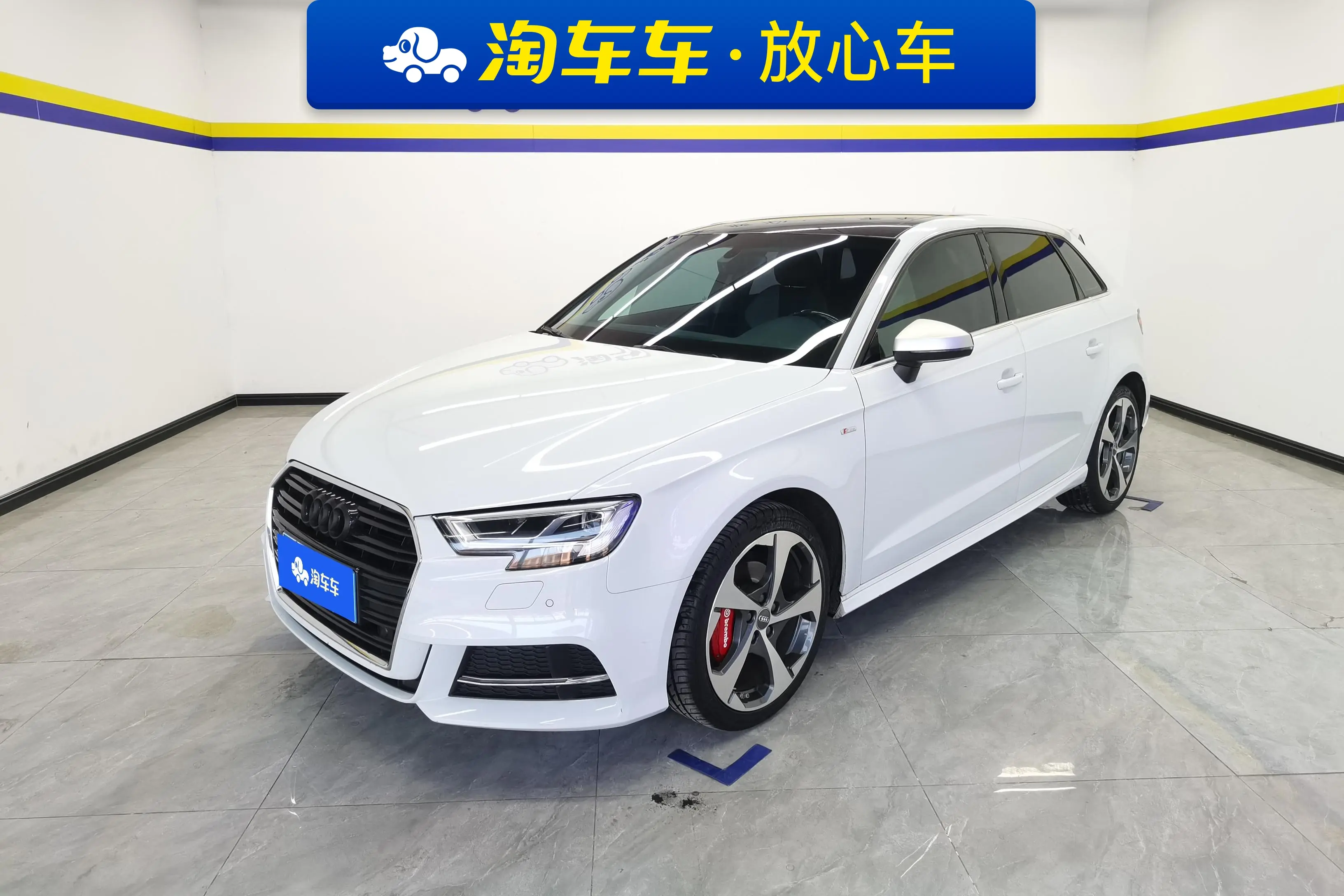 Audi A3  из Китая