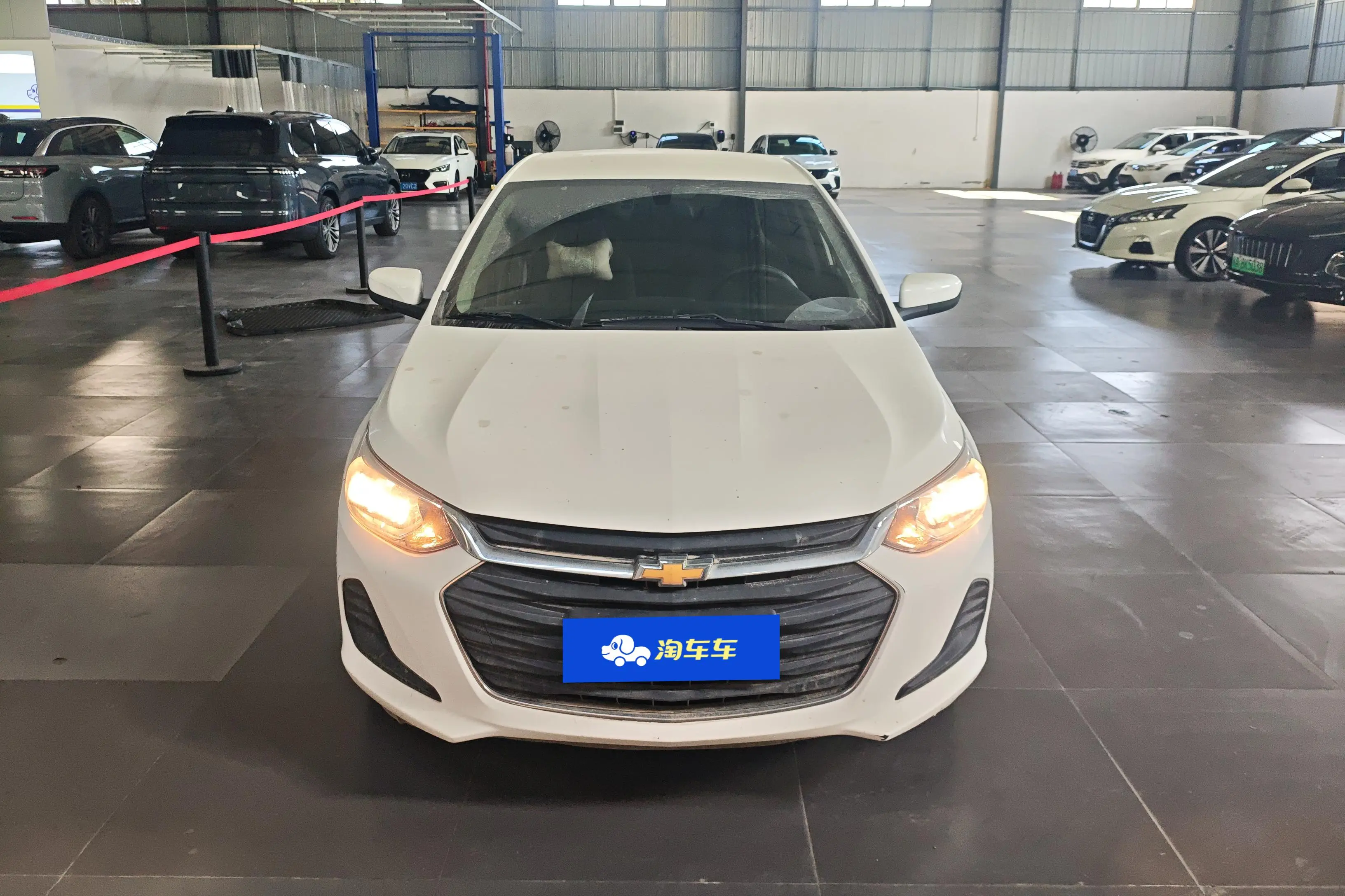 Chevrolet Onix (Kovoz)  из Китая