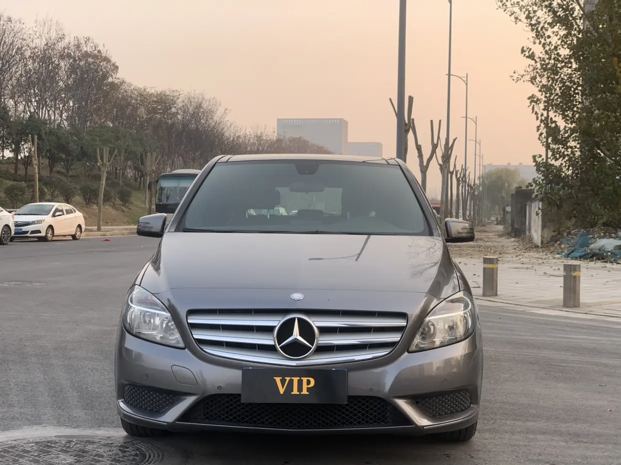 Mercedes-Benz Mercedes Benz B Class  из Китая