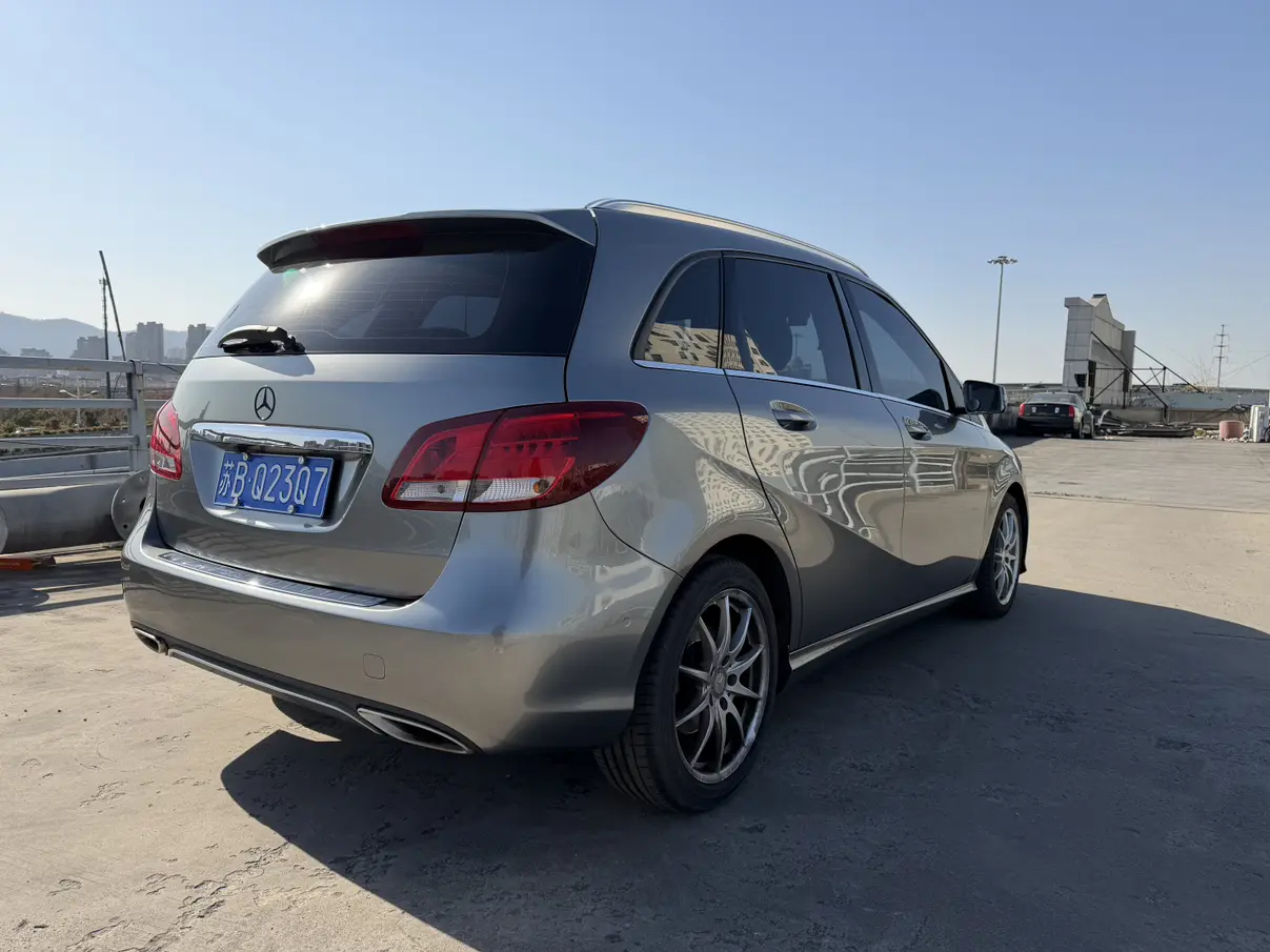 Mercedes-Benz Mercedes Benz B Class  из Китая
