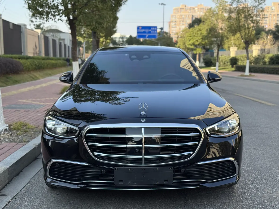 Mercedes-Benz S-Class PHEV  из Китая