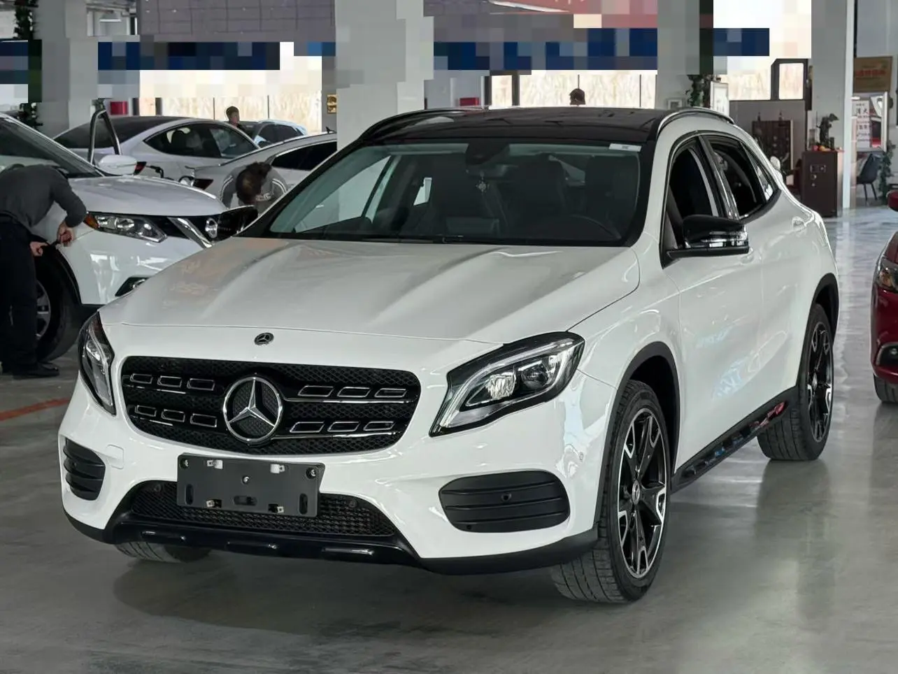 Mercedes-Benz GLA  из Китая