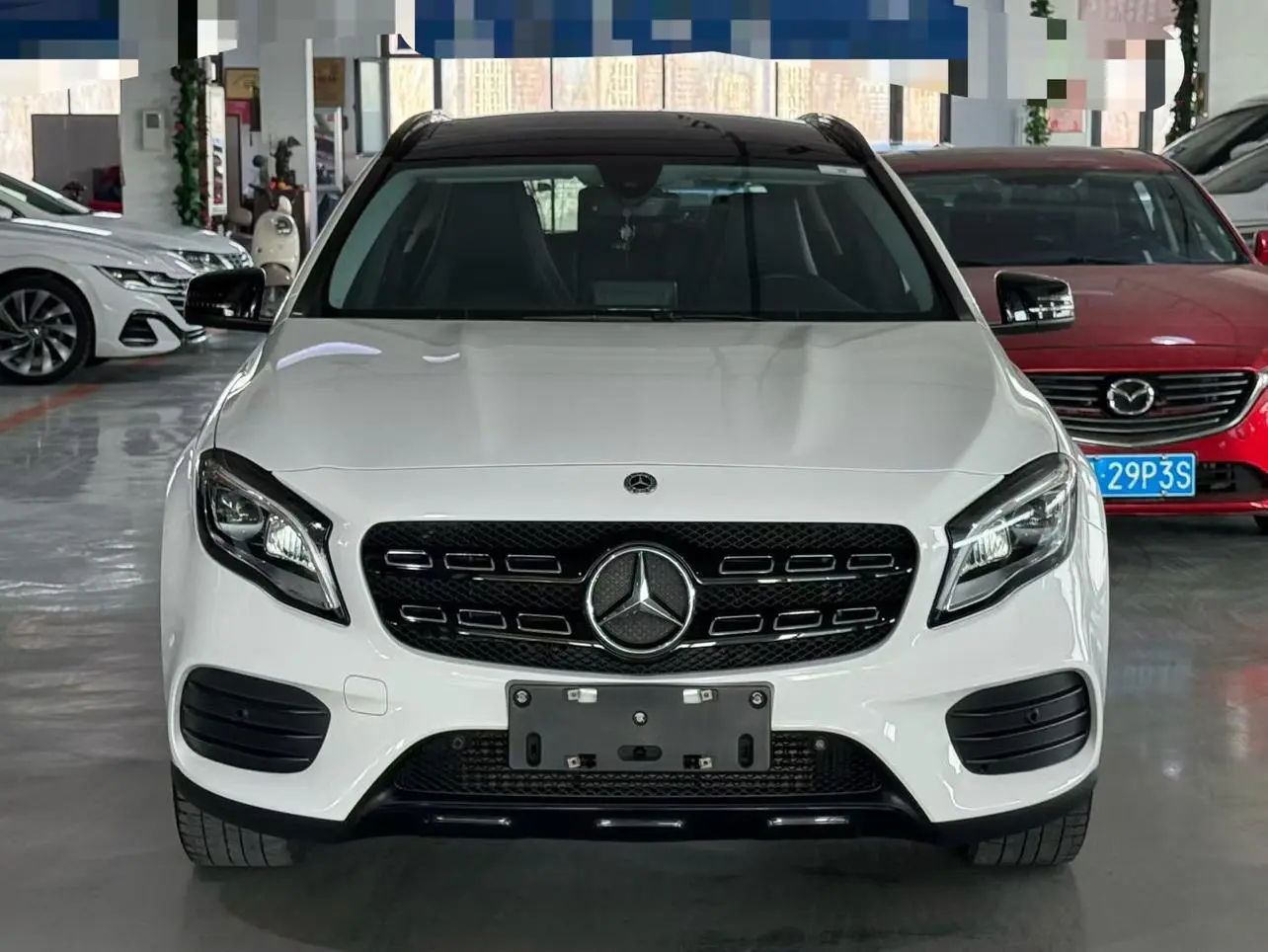 Mercedes-Benz GLA  из Китая