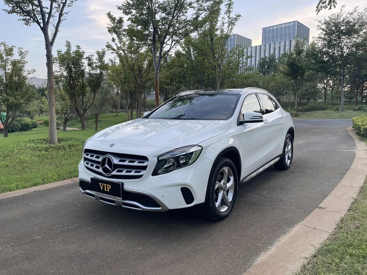 Mercedes-Benz GLA  из Китая