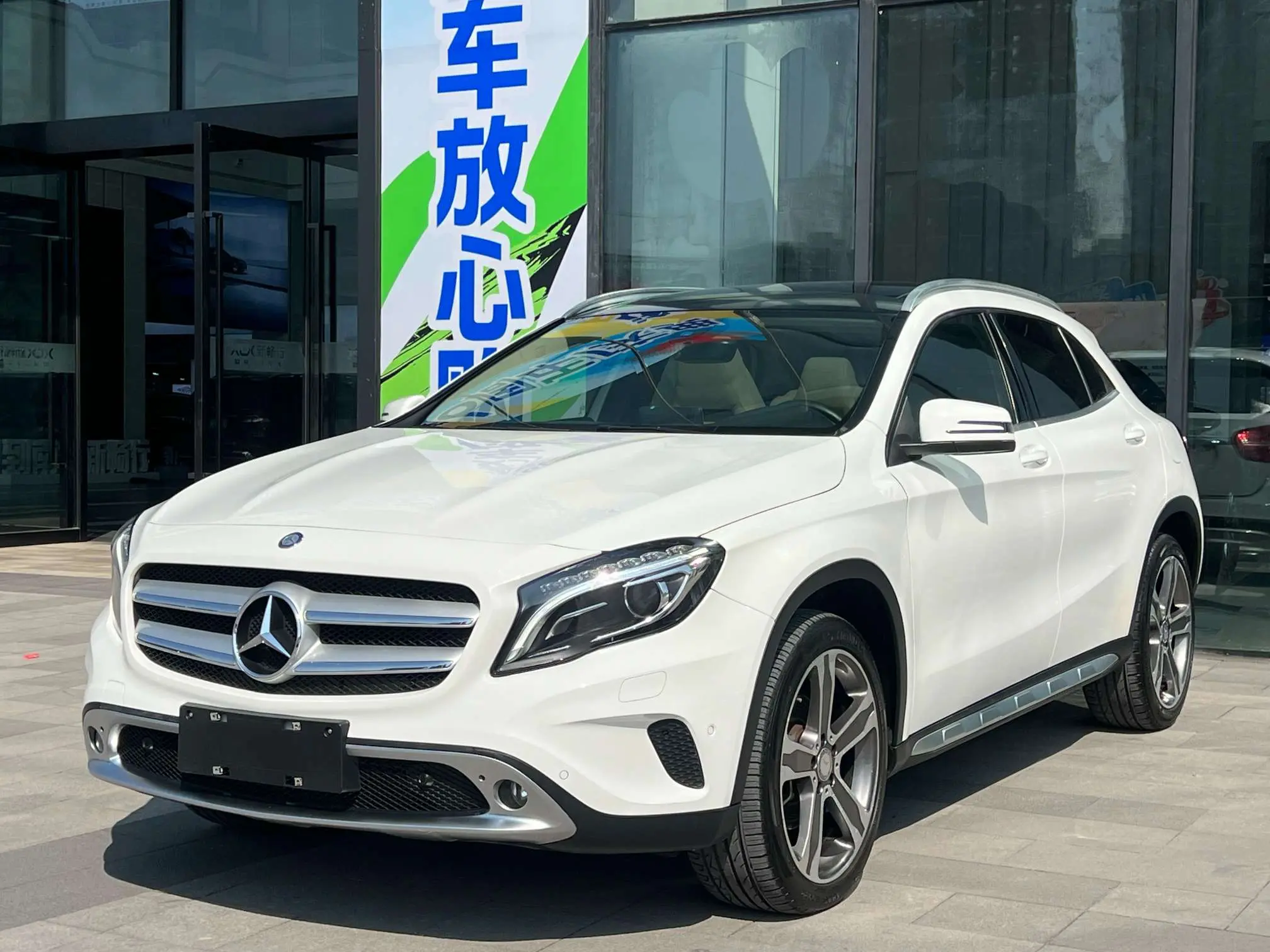 Mercedes-Benz GLA  из Китая