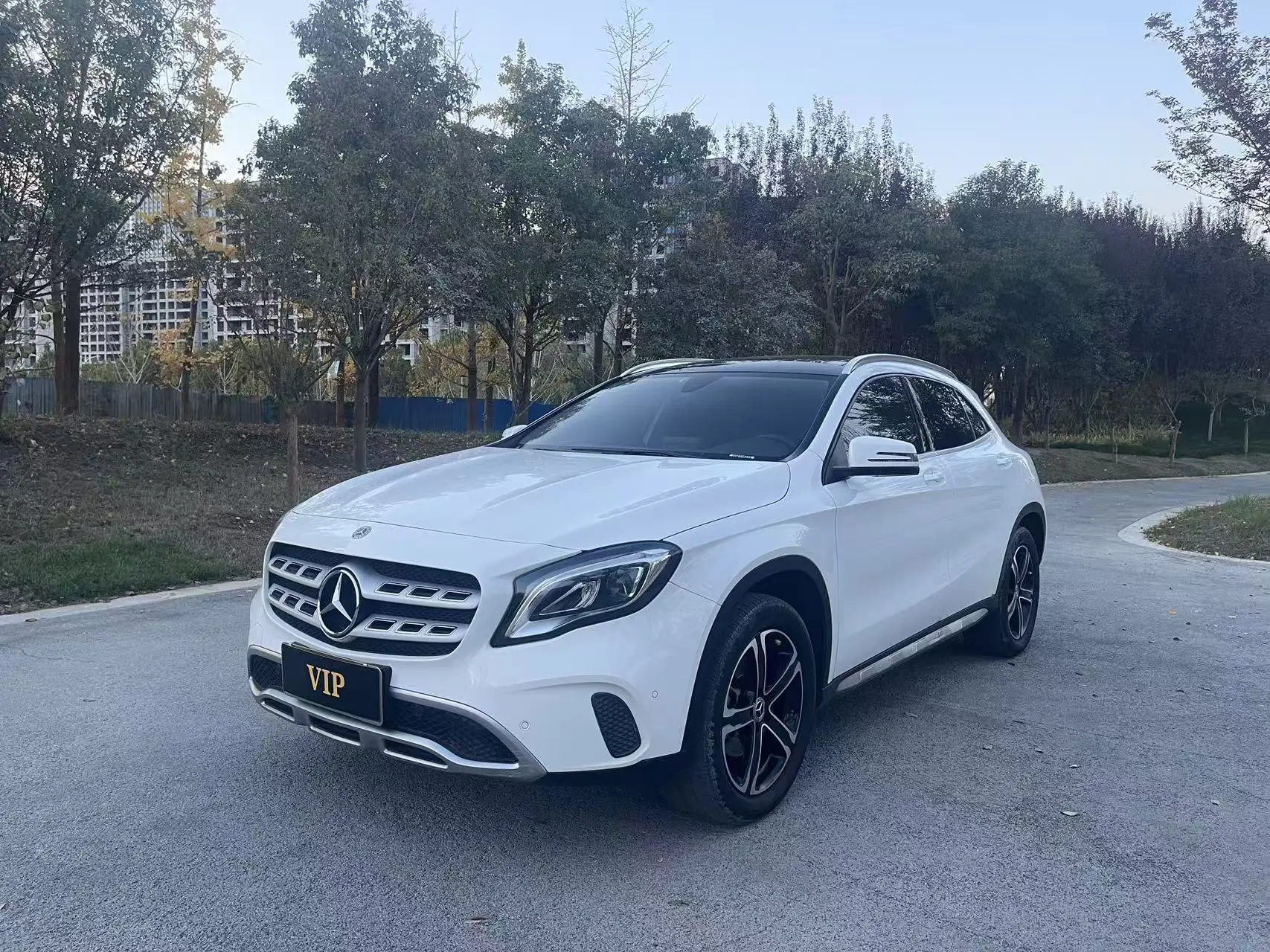 Mercedes-Benz GLA  из Китая