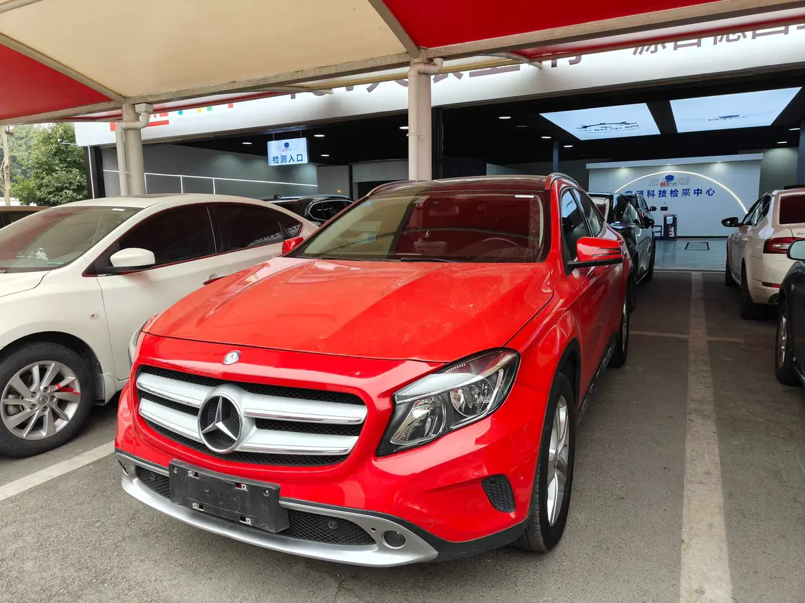 Mercedes-Benz GLA  из Китая