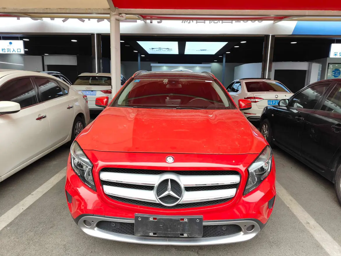 Mercedes-Benz GLA  из Китая