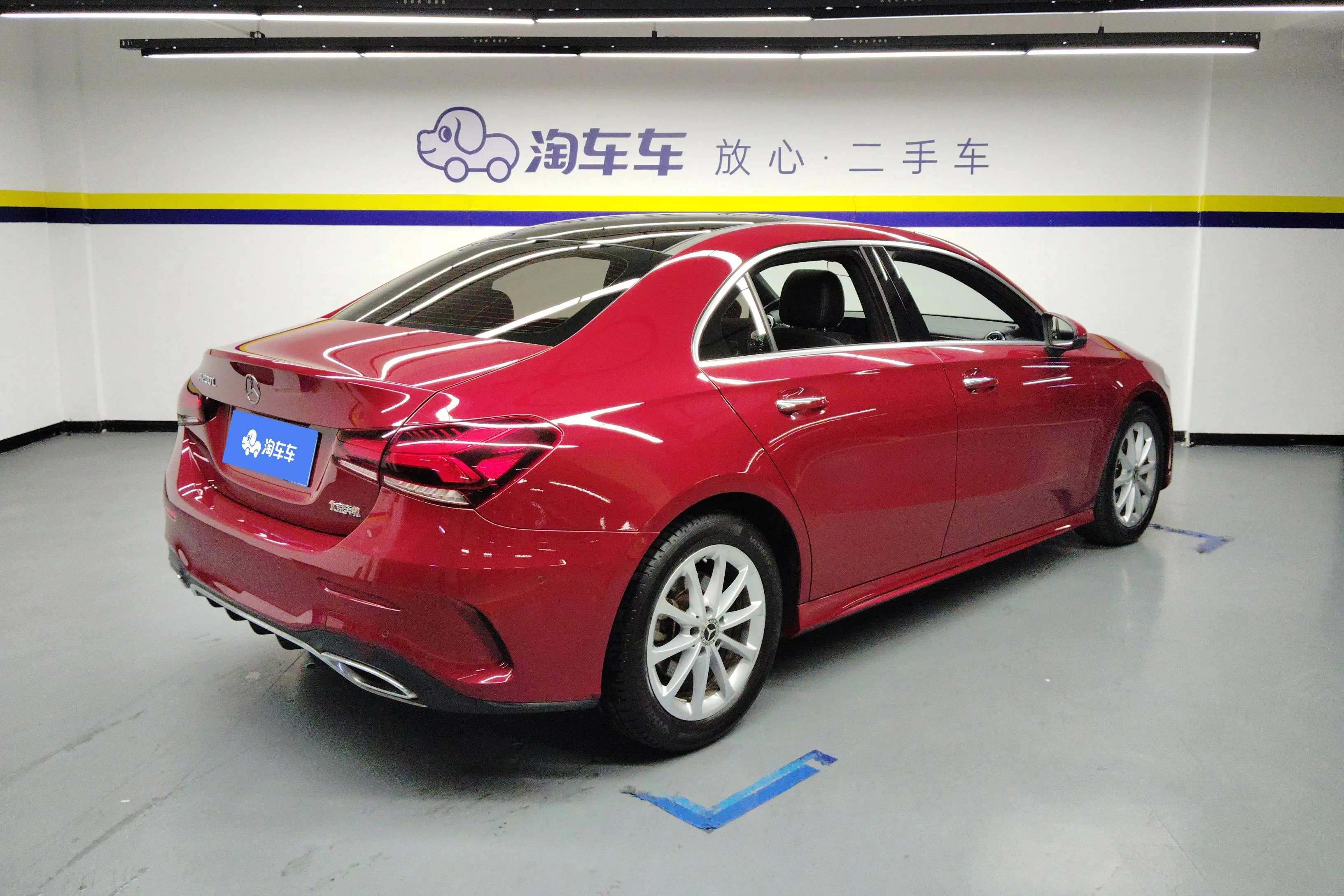 Mercedes-Benz Mercedes Benz A Class  из Китая