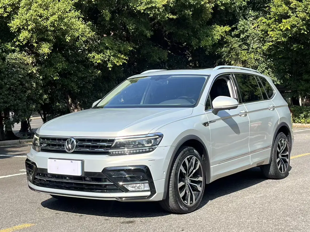 Volkswagen Tiguan L  из Китая