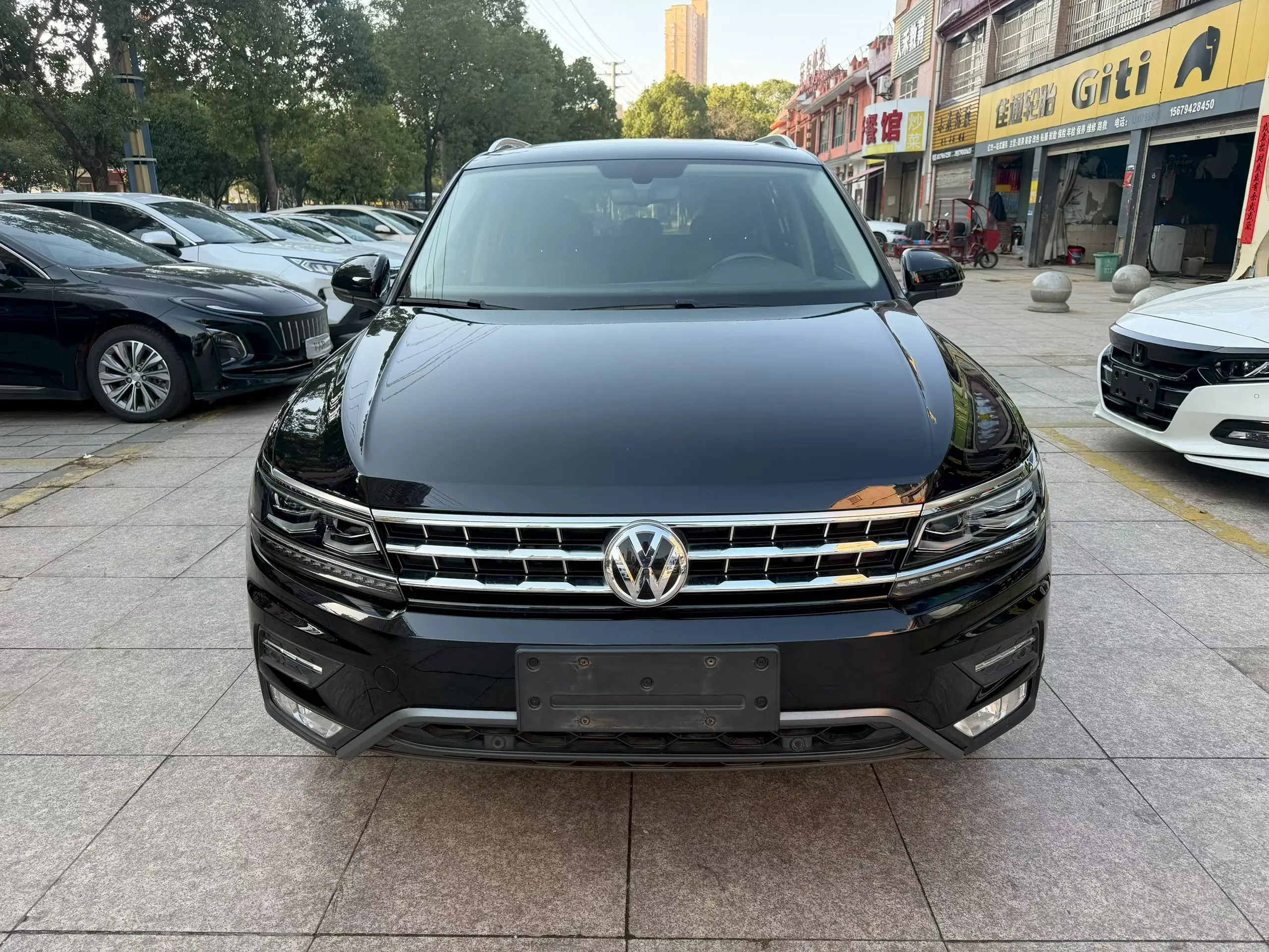Volkswagen Tiguan L  из Китая