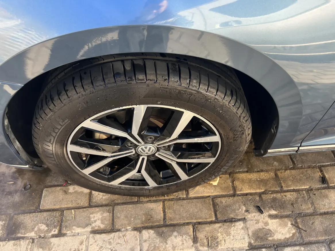 Volkswagen Wei Lan  из Китая