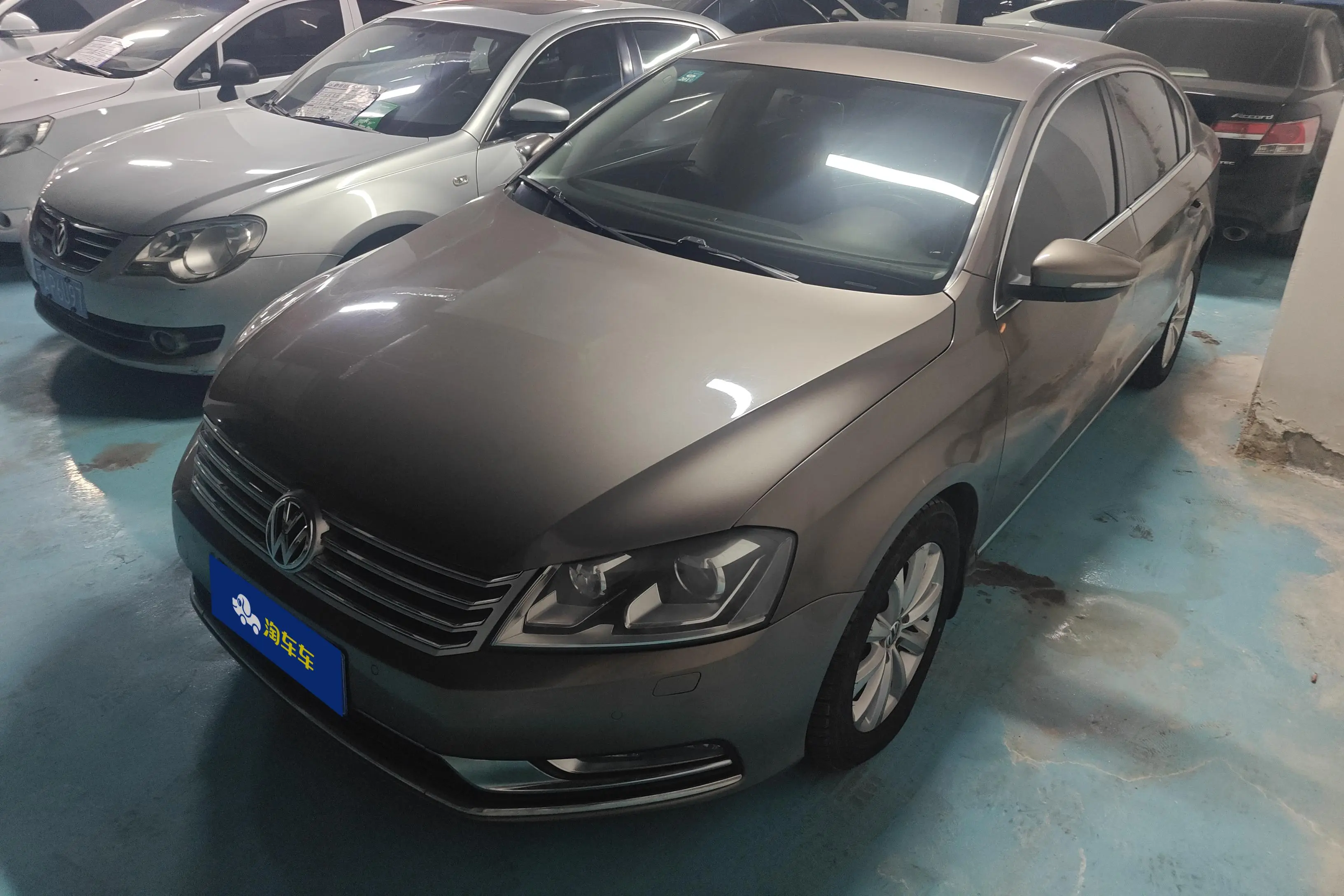 Volkswagen Magotan  из Китая