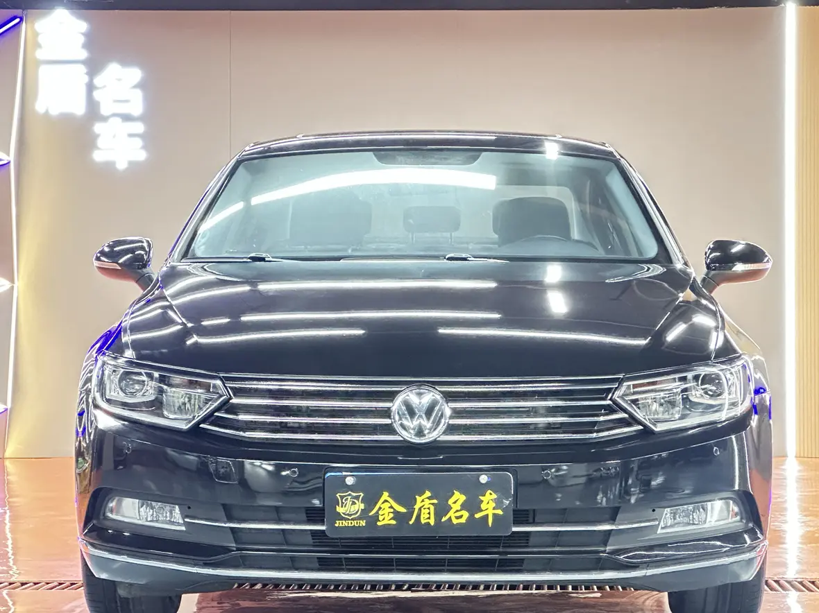 Volkswagen Magotan  из Китая