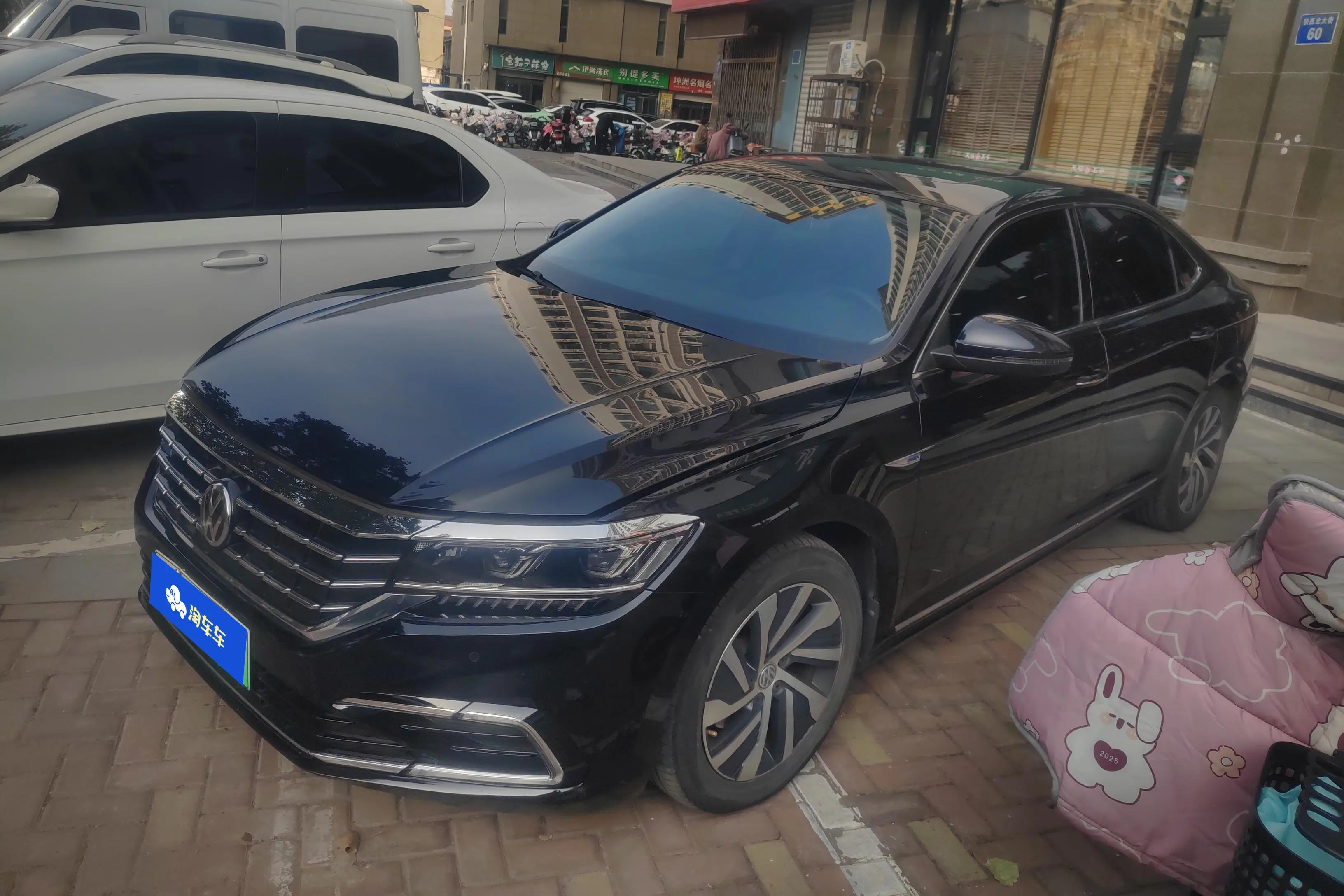 Volkswagen Passat PHEV  из Китая
