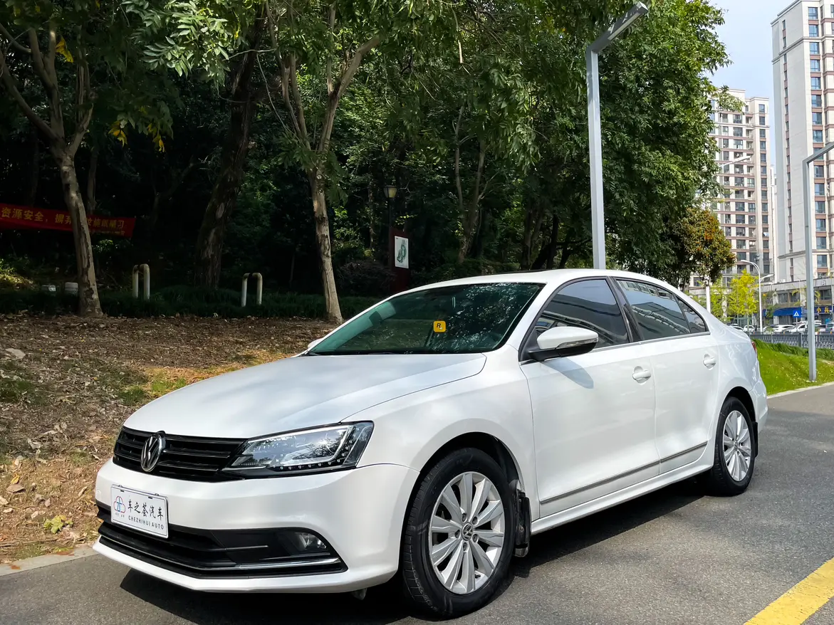 Volkswagen Sagitar  из Китая