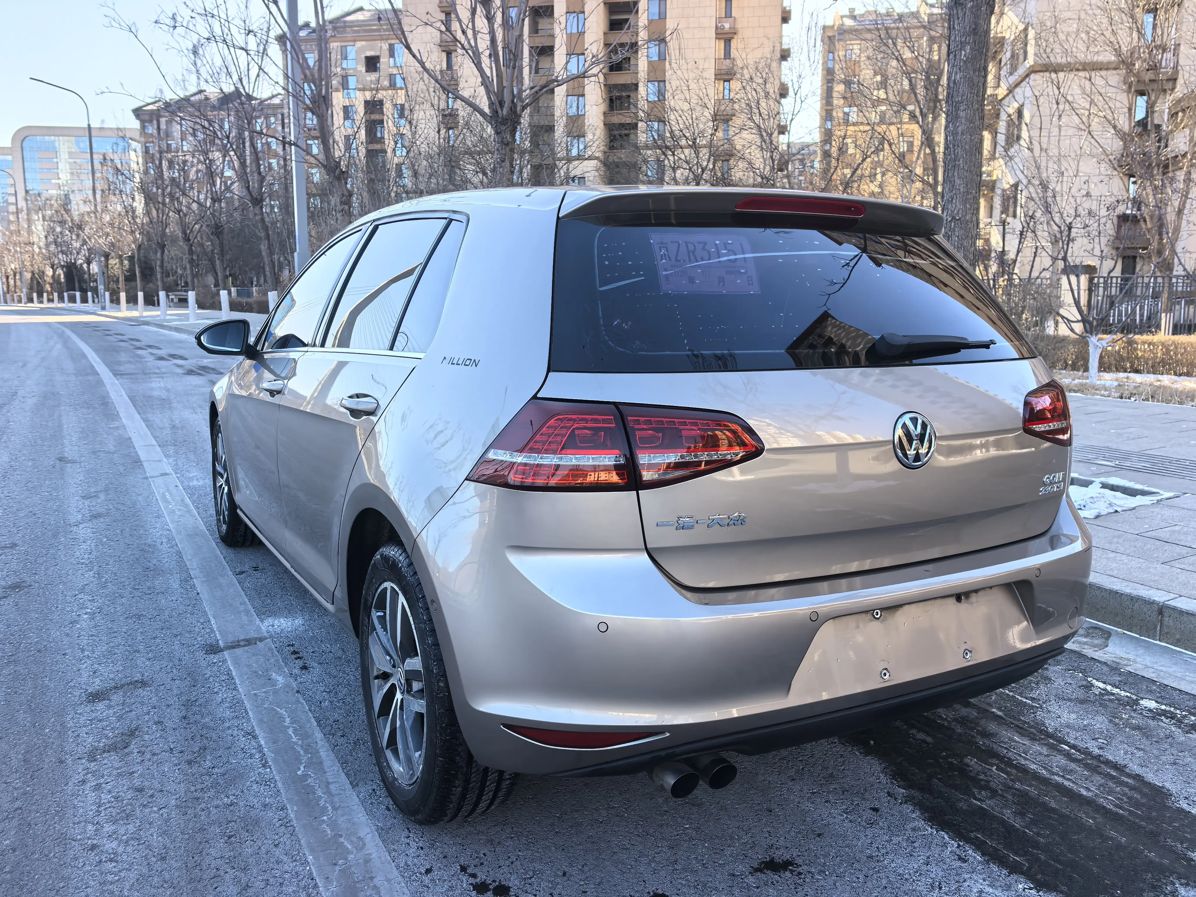 Volkswagen Golf  из Китая
