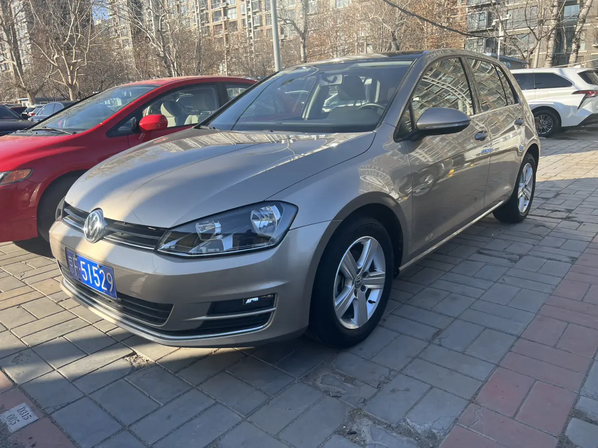 Volkswagen Golf  из Китая