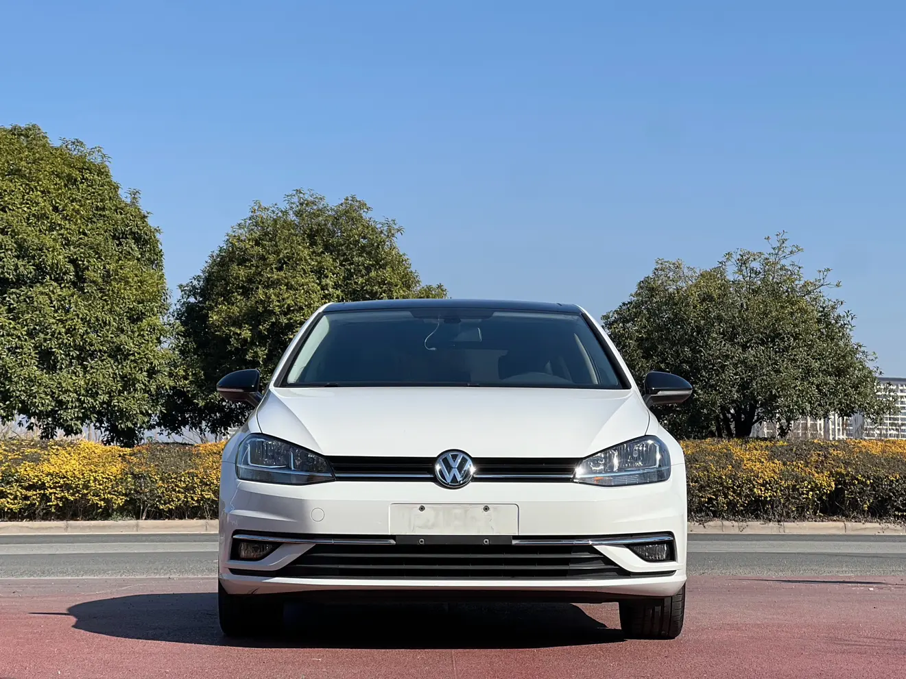 Volkswagen Golf  из Китая