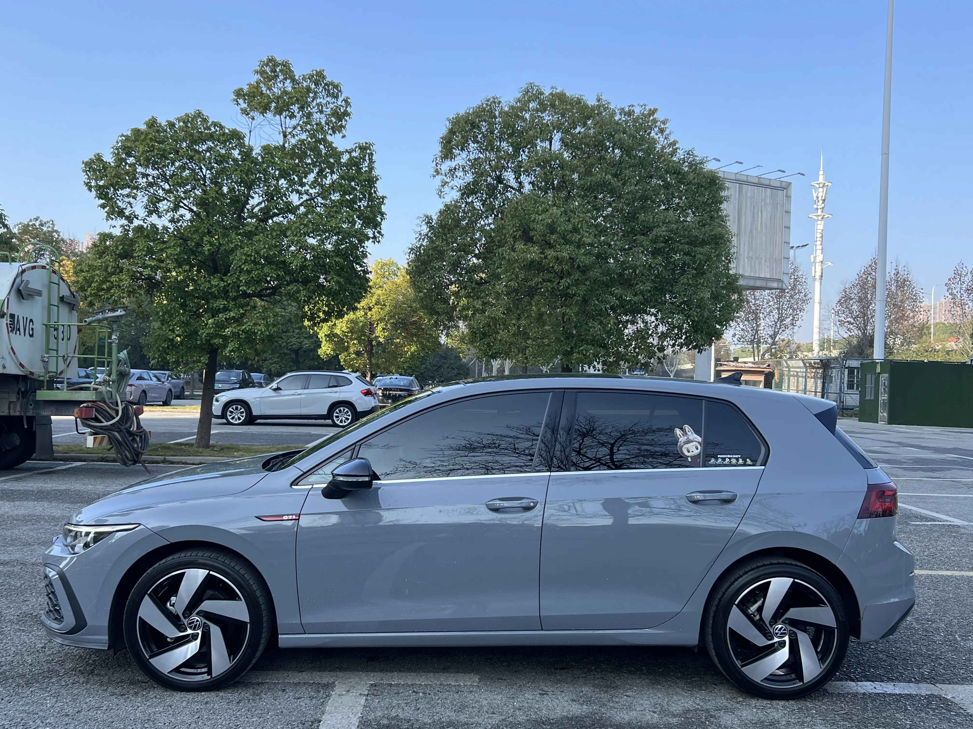 Volkswagen Golf  из Китая