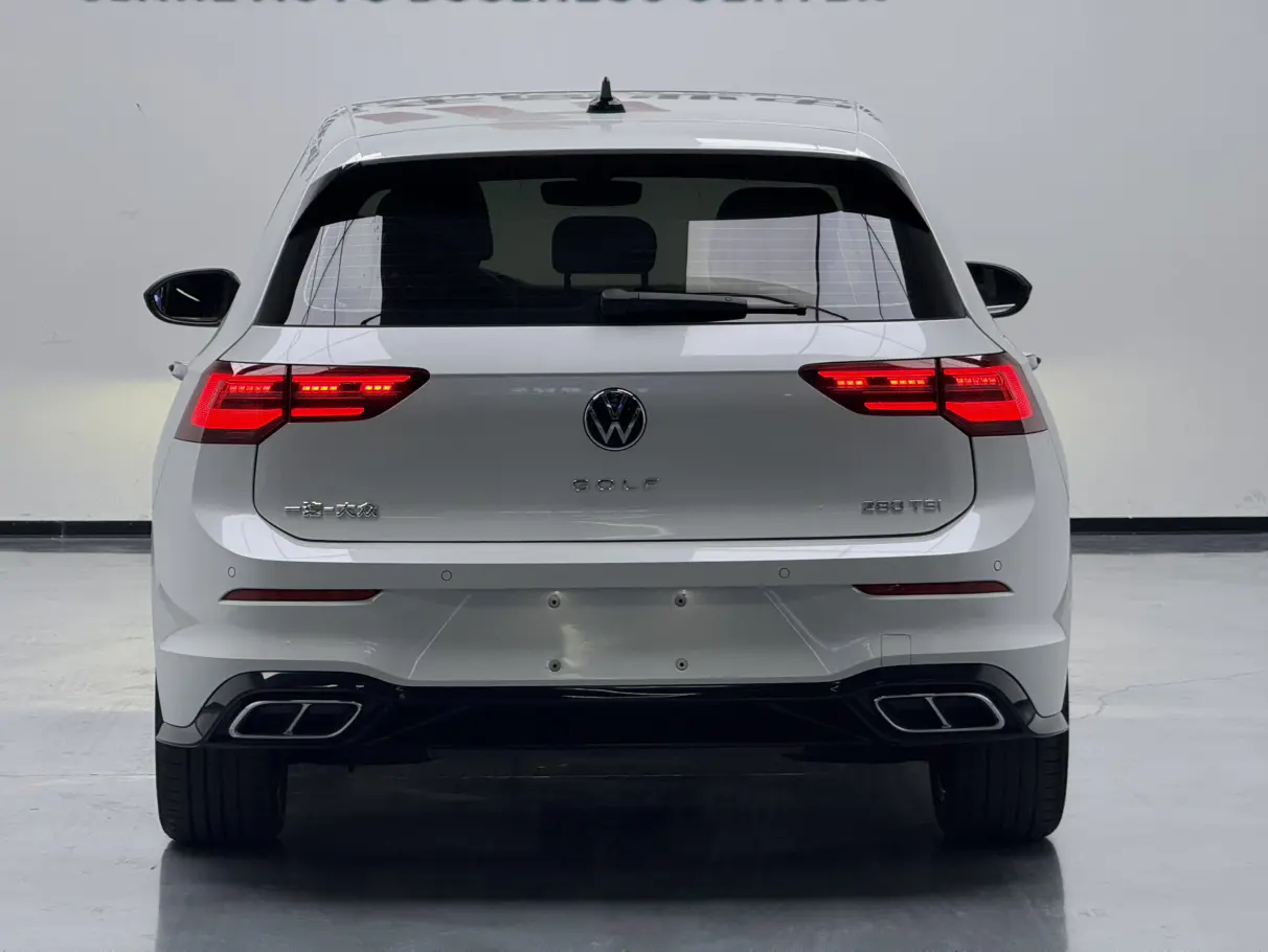 Volkswagen Golf  из Китая