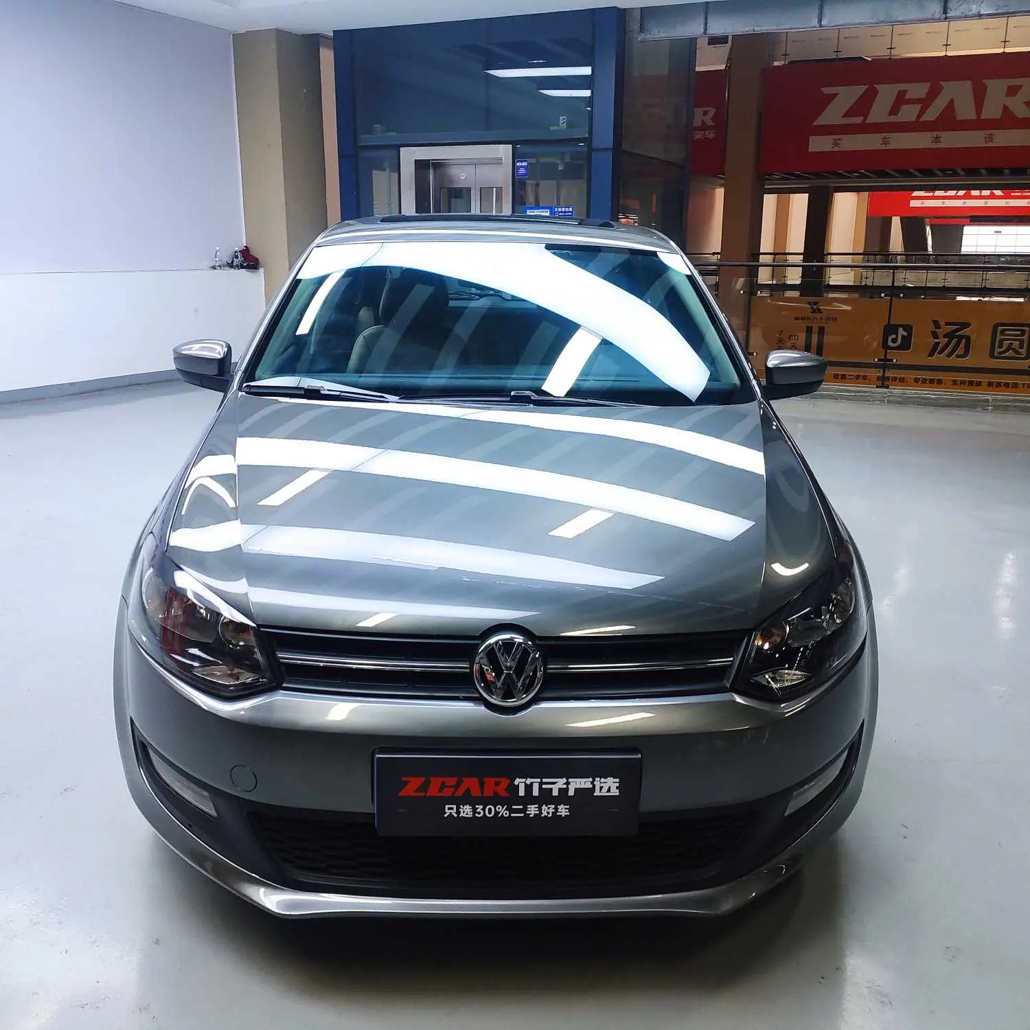 Volkswagen Polo  из Китая