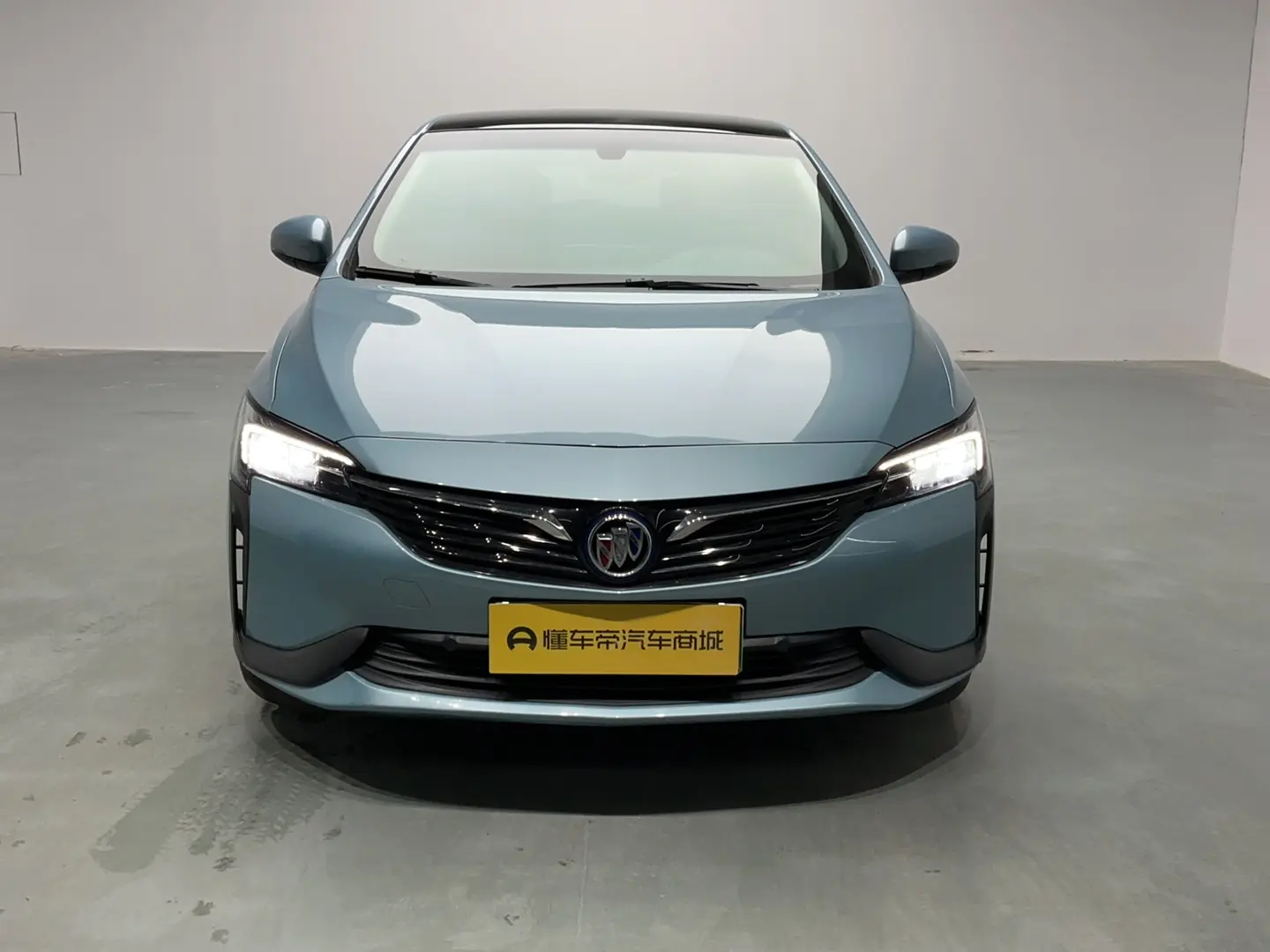 Buick Weilan 6 PHEV  из Китая