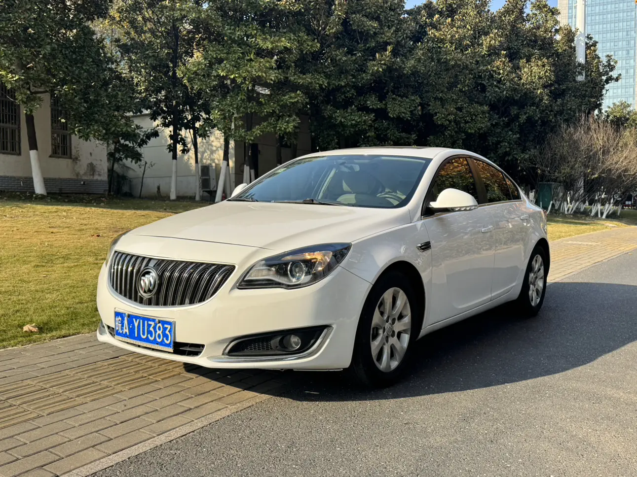 Buick Majesty  из Китая