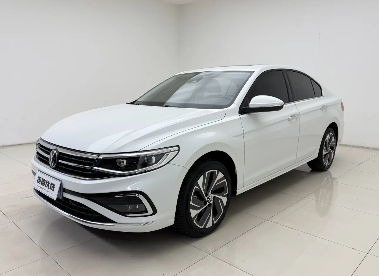 Volkswagen Bora  из Китая