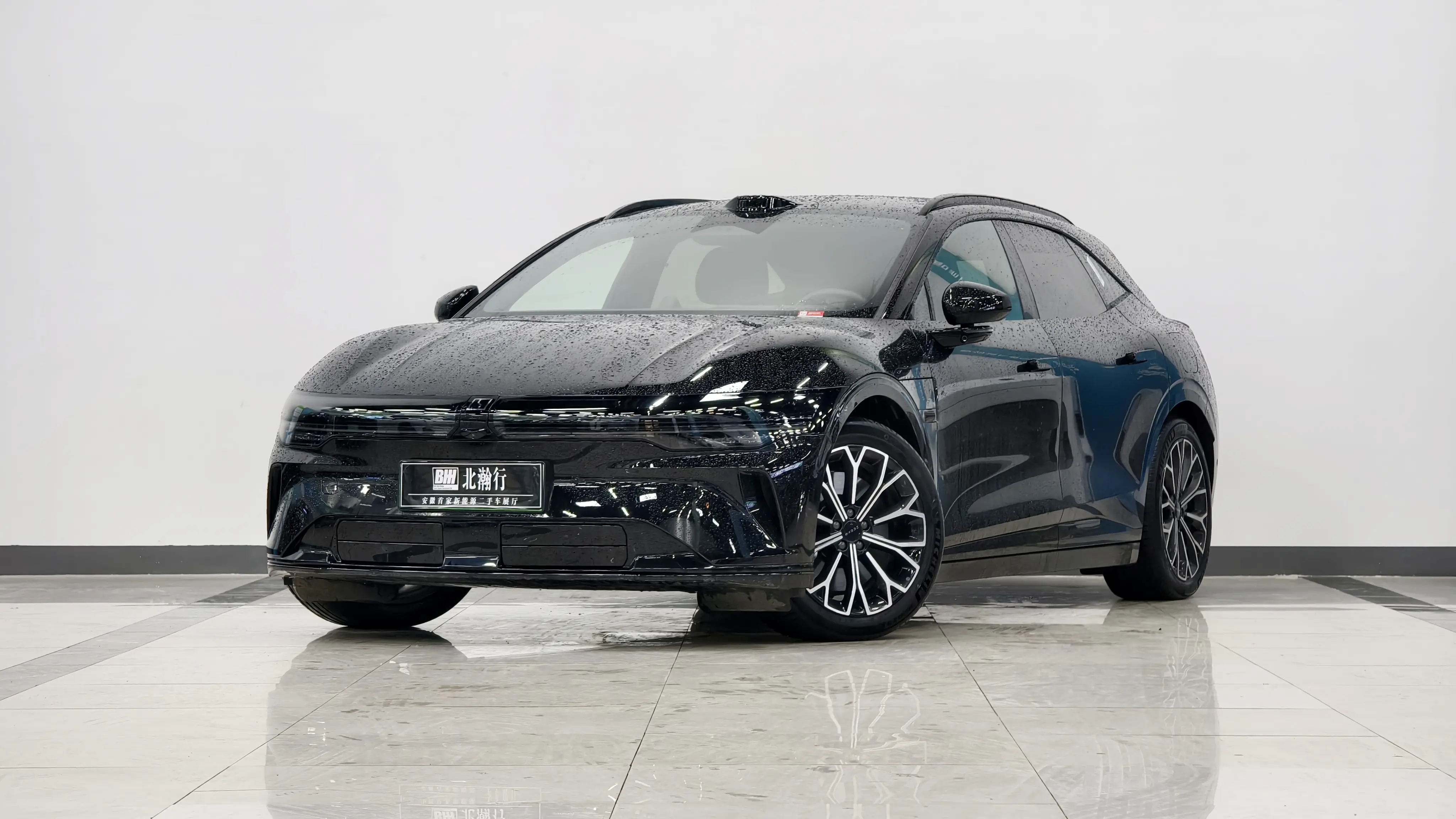 ZEEKR 007GT  из Китая