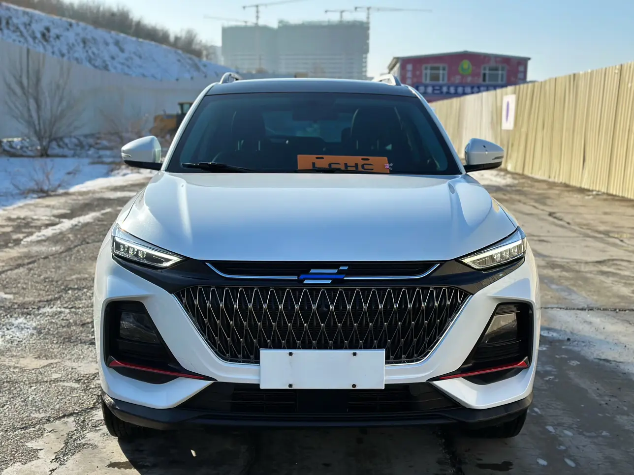 Oshan Changan Auchan X7 PLUS  из Китая