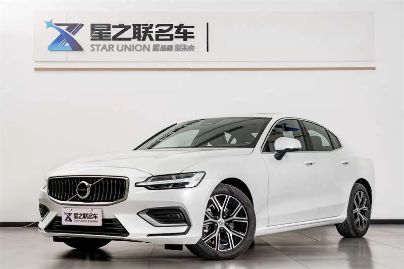 Volvo S60  из Китая